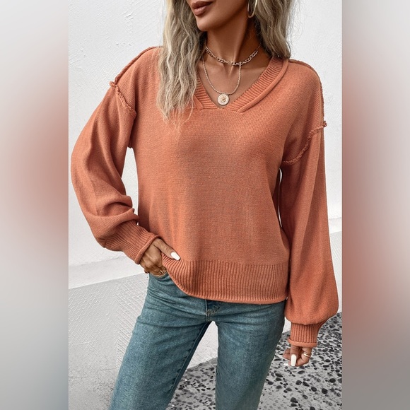 V-Neck Exposed Seam Sweater - Picture 1 of 4